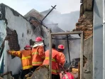 F-pemadaman-api-rumah-terbakar-2-766761030